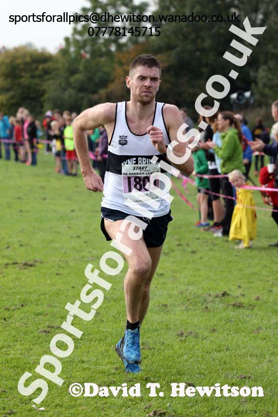 Senior mens Sherman Cup, Temple Park, South Shields. Photo: David T. Hewitson/Sports for All Pics